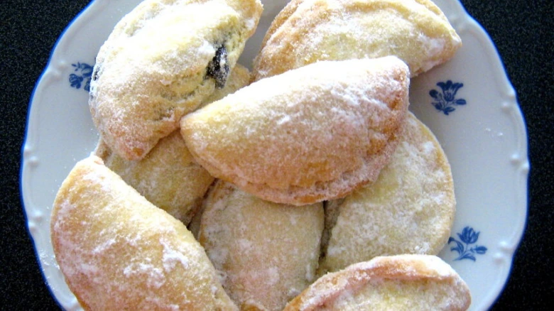 Cheesecake pastries with poppy seeds