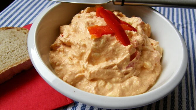 Budapest-style spread with peppers