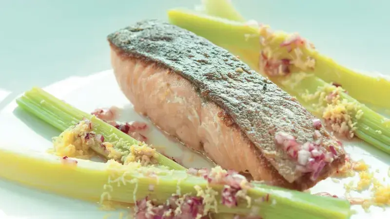 Seared salmon fillet with vegetables