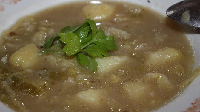 Cabbage soup with dumplings