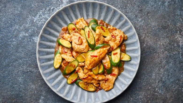 Použitý recept: kuřecí maso s okurkou v omáčce