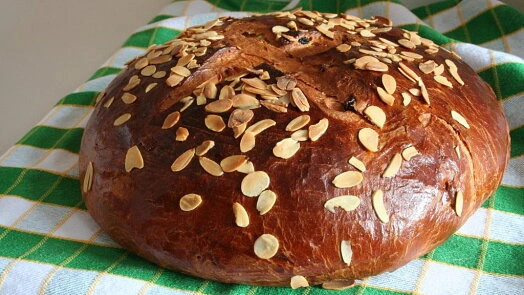 Almond-topped bread loaf