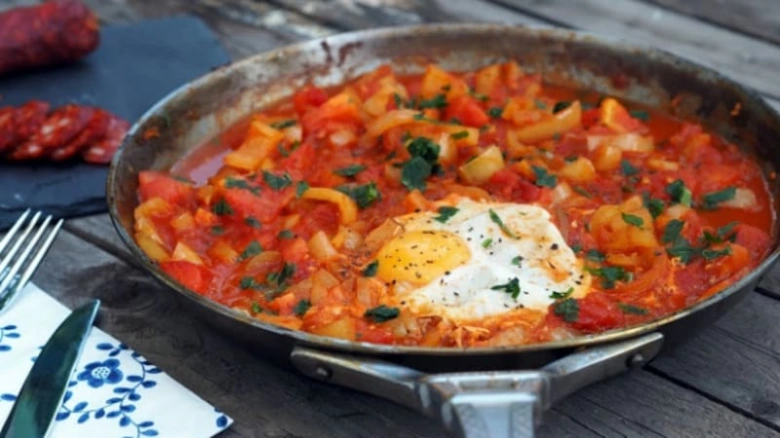 Shakshuka with egg and tomatoes