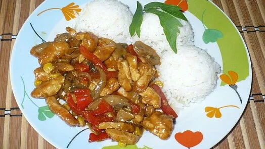 Použitý recept na kuřecí maso čínský s rýží a zeleninou.